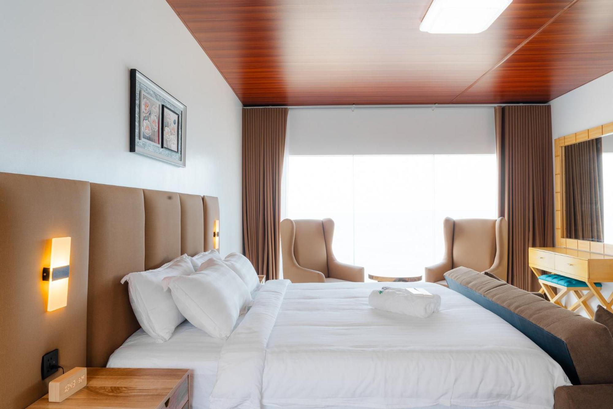 Q Beach Resort Cabangan Zewnętrze zdjęcie